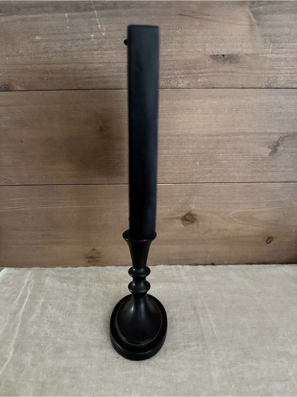 Black Wood 4x6 Pedestal Photo Frame - Picture 2 of 5